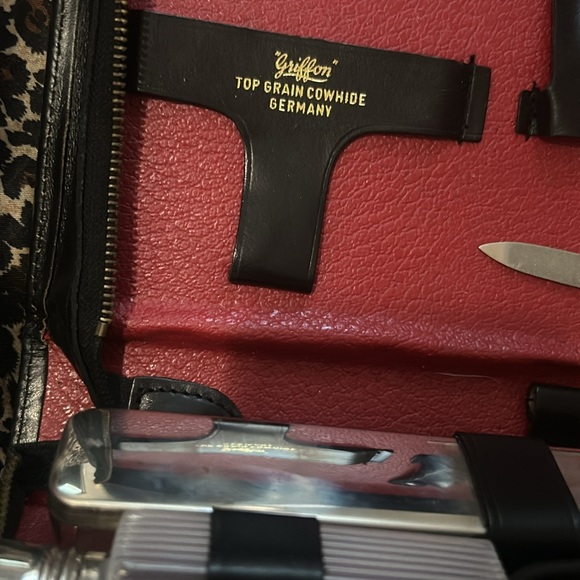 Vintage Chrome Griffon Germany Grooming Vanity Set - Picture 6 of 7